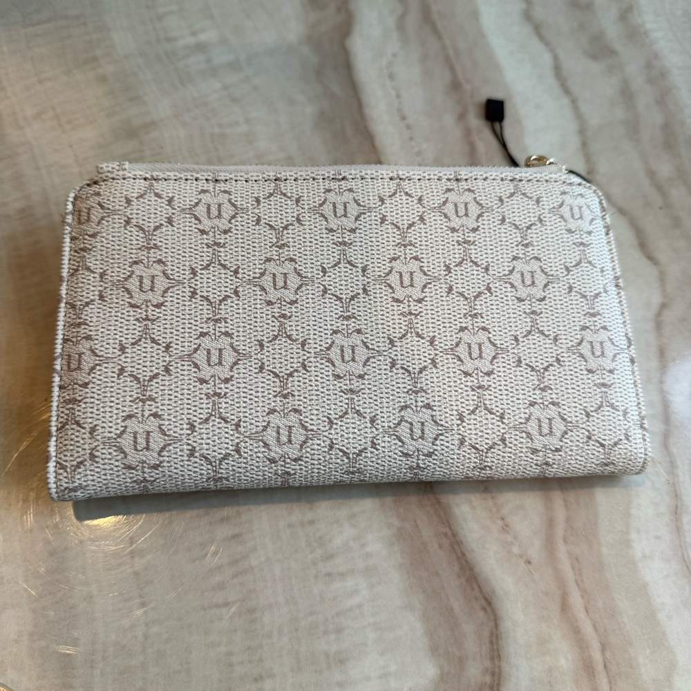 Nanette Lepore Cream Patterned Wallet - Picture 9 of 9